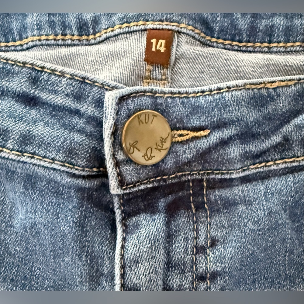 Kut from the Kloth Catherine Mid-Rise Boyfriend Distressed Jeans Sz 14 - Picture 2 of 12